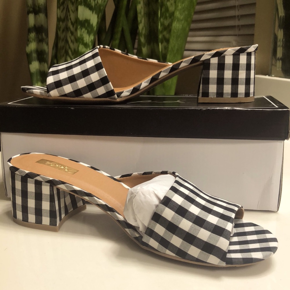 Black and white checkered low chunk heel